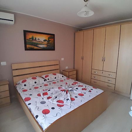 Cufaj Apartaments Shkodra Екстериор снимка